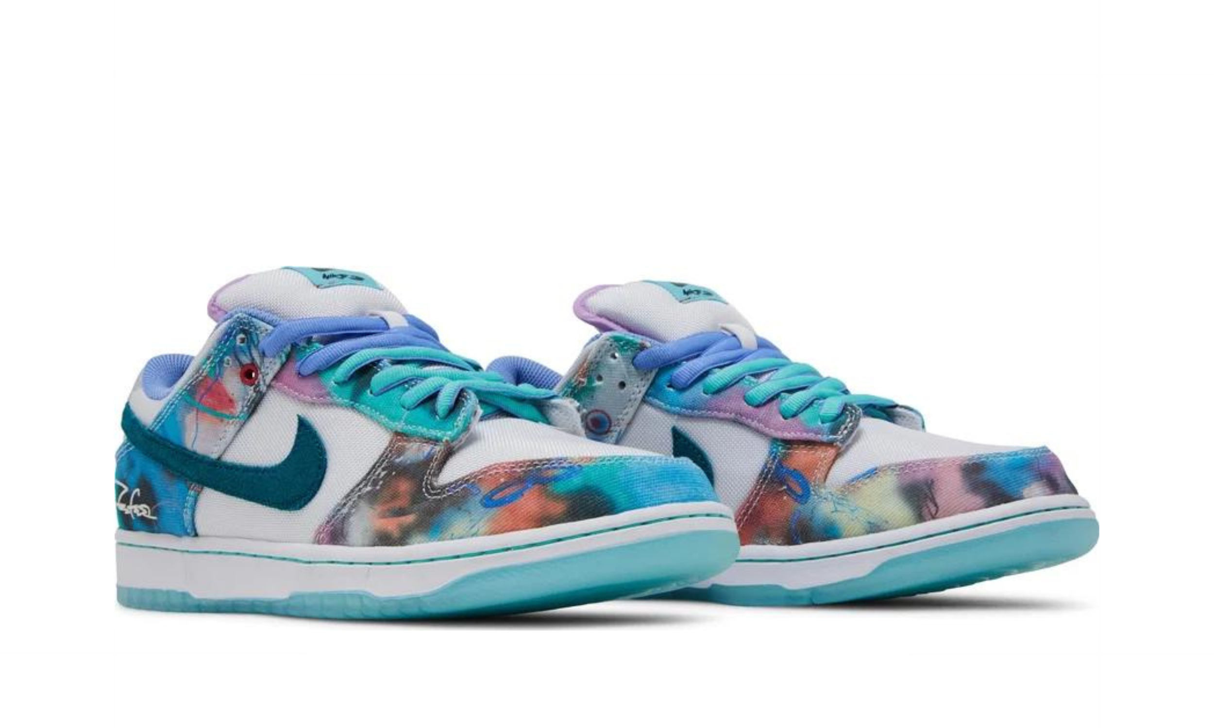 Nike Dunk Low SB x Futura Laboratories 'Bleached Aqua'